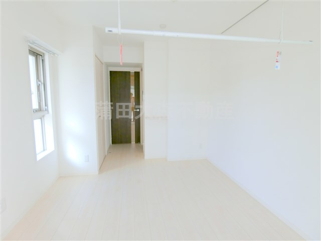 コヌ　ブリーズ蒲田の居間・リビング