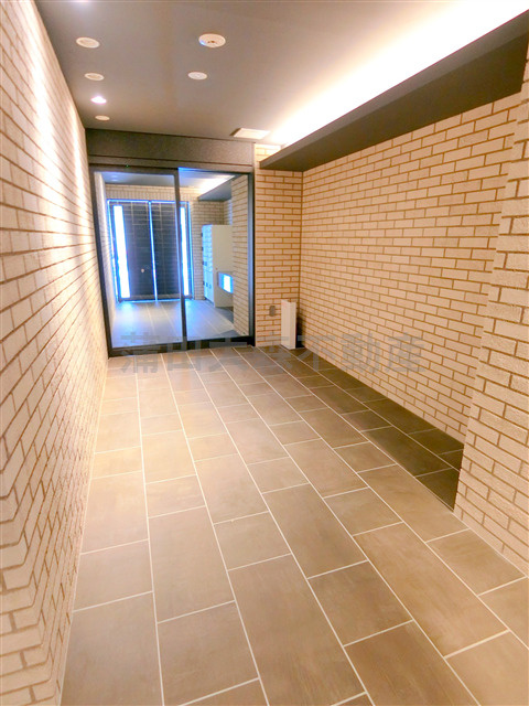 コヌ　ブリーズ蒲田のエントランス