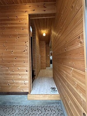 投資物件　鶴ヶ島市下新田中古戸建の玄関
