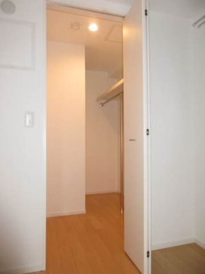 【収納】 | Ｌａ　Ｗａｌｅａｉｎａ | ☆大容量のウォークインクローゼット☆