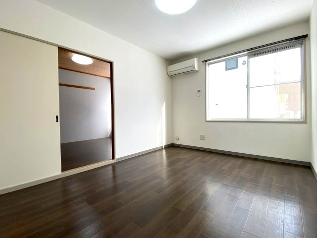 ハイツ宇野の居間・リビング