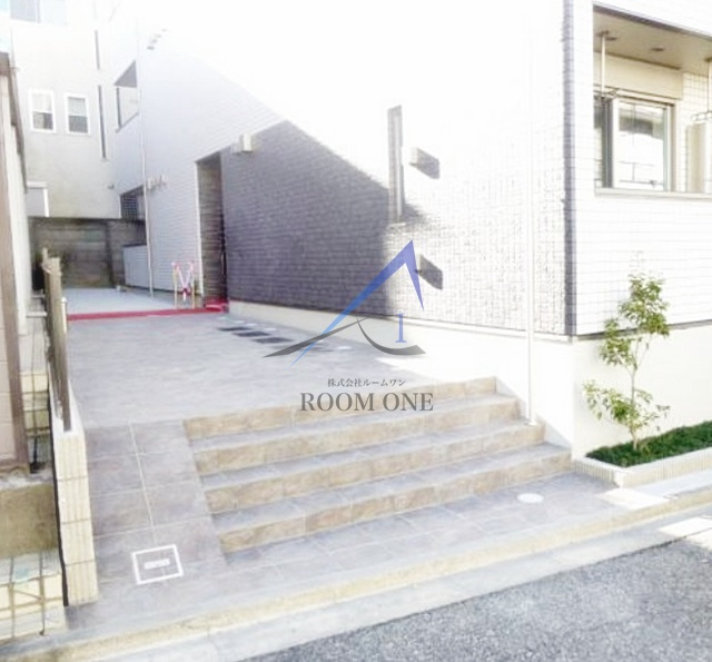 Lahainaのエントランス|エントランスです。