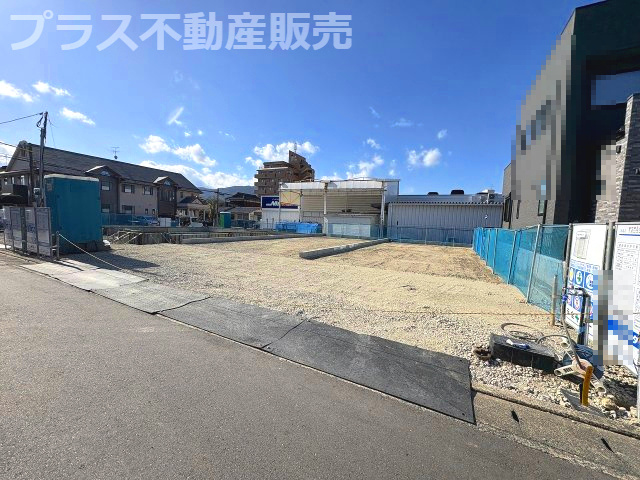 【外観】 | 福岡市南区西長住2丁目2期　4号棟（全5棟）【仲介手数料無料・0円】 | 現地写真。プラス不動産販売なら、現場の全ての棟をまとめてご見学頂けます。