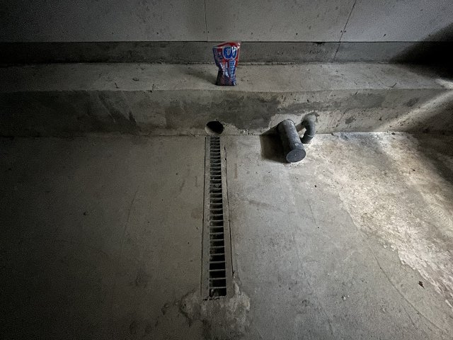 大阪市中央区日本橋２丁目の店舗事務所の内装