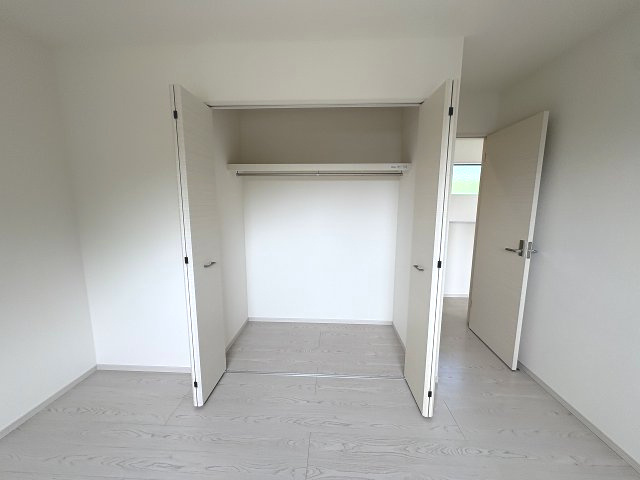 【収納】 | 福岡市南区西長住2丁目2期　5号棟（全5棟）【仲介手数料無料・0円】 | 施工例。施工例は完成時と異なる場合があります。