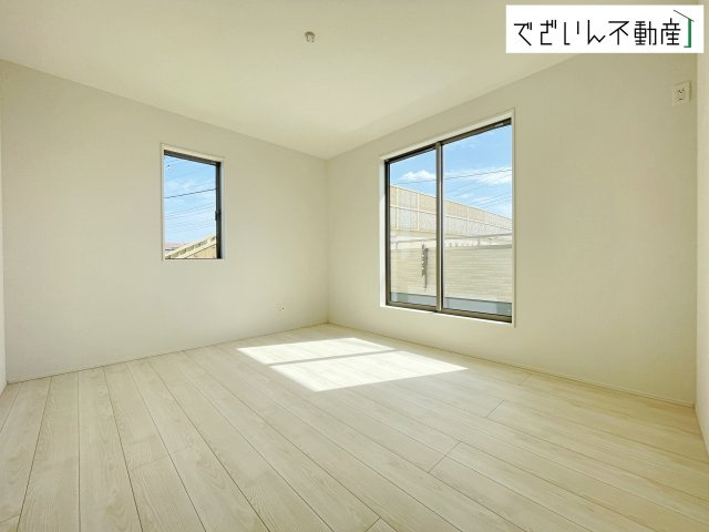 【洋室】 | GRAFARE久喜市久喜東10期　新築住宅 | ≪9号棟≫
現地(2026年4月撮影)