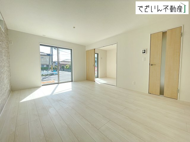 【居間・リビング】 | GRAFARE久喜市久喜東10期　新築住宅 | ≪9号棟≫
現地(2026年4月撮影)