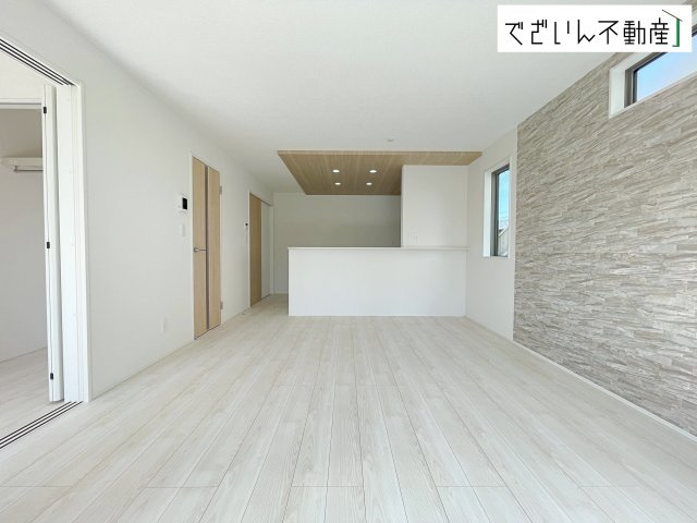 【居間・リビング】 | GRAFARE久喜市久喜東10期　新築住宅 | ≪9号棟≫
現地(2026年4月撮影)