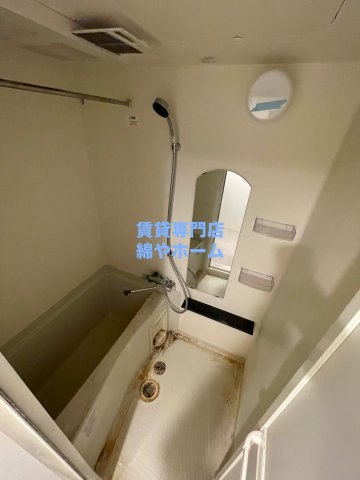 プレサンス難波フィールドの浴室|コンパクトで使いやすいお風呂です