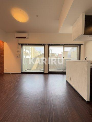 プレジオ都島ASIAN の居間・リビング