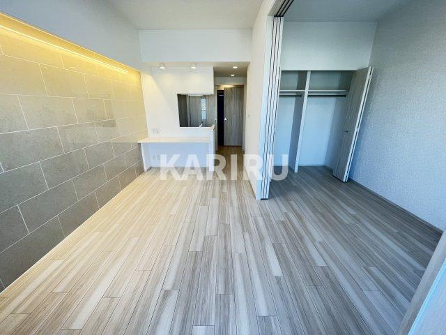 プレジオ都島ASIANの洋室