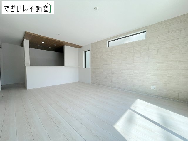 【居間・リビング】 | GRAFARE久喜市久喜東10期　新築住宅 | ≪10号棟≫
現地(2026年4月撮影)