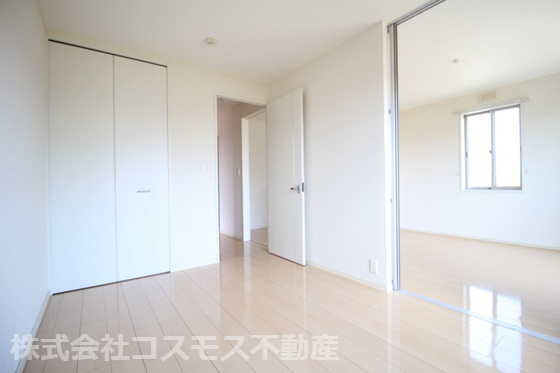 プリーマＤの居間・リビング|別のお部屋の同仕様写真です。