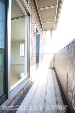プリーマＤのバルコニー|別のお部屋の同仕様写真です。