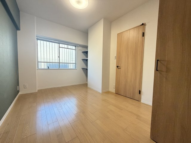 フルリノベーション完了★４階３ＬＤＫ★京阪中書島駅まで徒歩１３分★事務所利用可能★ハイム伏見Ｃ棟の洋室|洋室