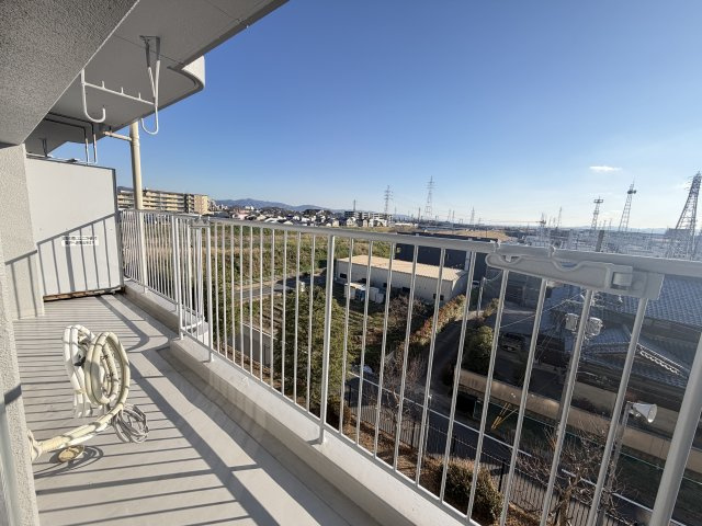 フルリノベーション完了★４階３ＬＤＫ★京阪中書島駅まで徒歩１３分★事務所利用可能★ハイム伏見Ｃ棟のバルコニー|バルコニー