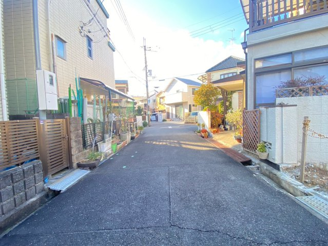シャルムコート昆陽南3丁目建築条件付土地の前面道路含む現地写真|現地（2026年1月撮影）