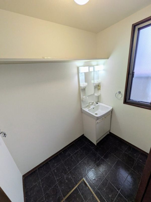 【洗面所】 | ドミエールＡ