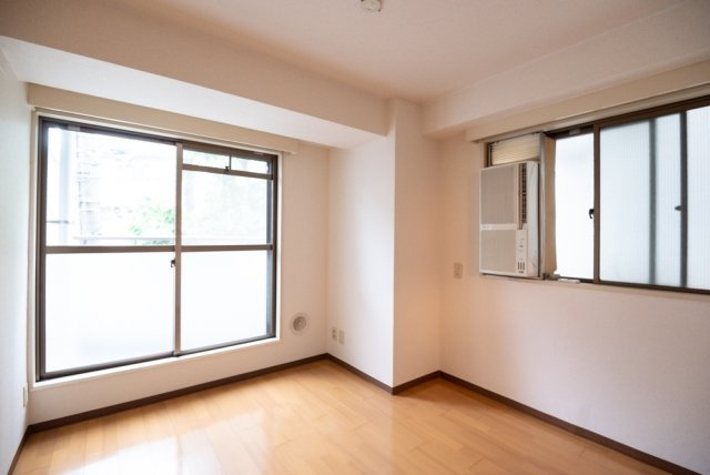 パールマンション白山の居間・リビング