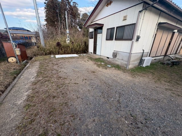 【駐車場】