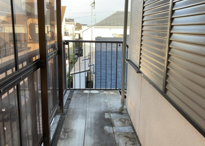 【外観】 | 八王子富士見町アパート | 土地の面積＝住宅面積ではありません。建ぺい率の問題などで、土地のある場所によって住宅を建てられる面積は限られています。高さもしかり、「土地」という言葉の中には、建築条件も含まれると考えておきましょう。