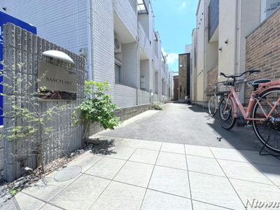 【エントランス】 | SANCTUARY | 毎日通るエントランスはこのようになっています