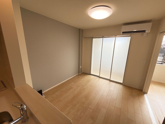 （仮称）柏市篠籠田　新築アパートの居間・リビング