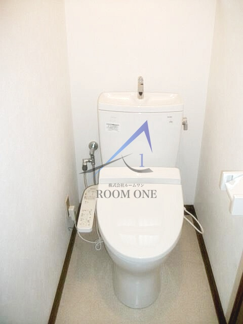 神明町2丁目貸家のトイレ|トイレです。