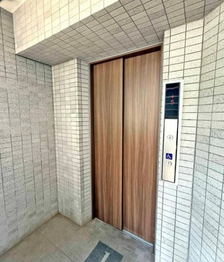 【中古マンション】鶴ヶ島駅通りダイカンプラザのその他共用部分|エレベーター