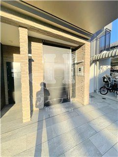 【エントランス】 | ネクスト コンフォート | エントランスです