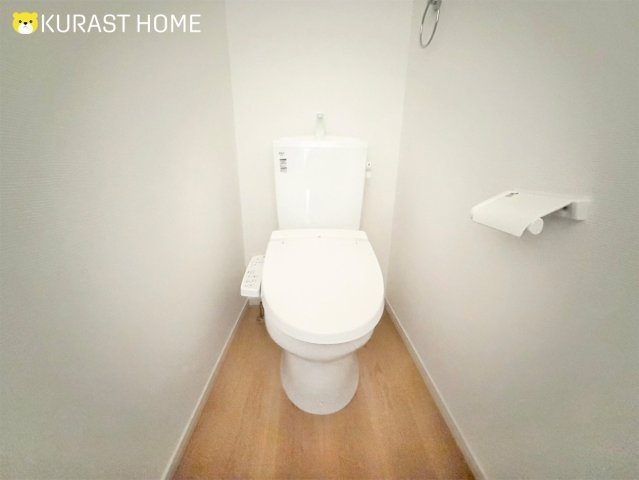 京都市右京区嵯峨野南浦町　新築戸建のトイレ