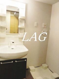 【洗面所】 | レオ参拾八番館 | 洗面台です。