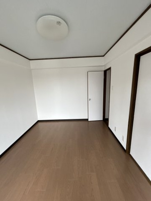 【洋室】 | サンシャトー王子