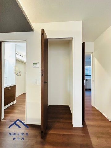 鳥栖市桜町　戸建ての玄関