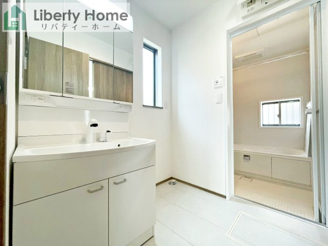 水戸市堀町　新築戸建　A号棟の内観：施工例|同仕様・同形状写真