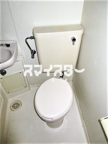 小平市上水本町４丁目の賃貸マンションのトイレ