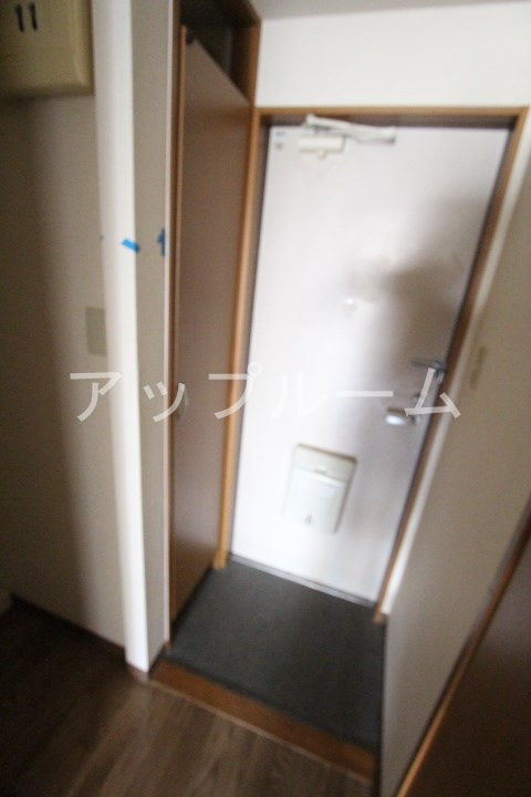 エトワール如意申の玄関