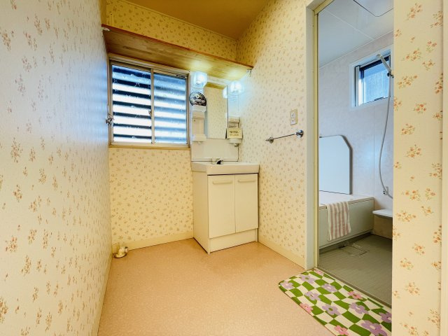 【脱衣所】 | 熊谷市妻沼　中古戸建