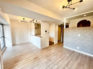 【居間・リビング】 | ソワール新檜尾台７号棟