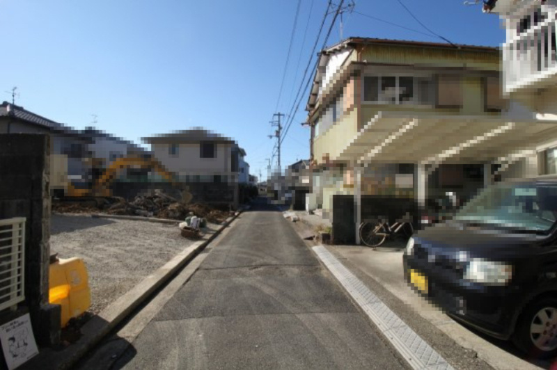 幸町　Ａ号地　建築条件なし　売土地　（全2区画）の前面道路含む現地写真|北側　幅　4.0ｍ　公道