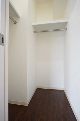 【収納】 | コスモグレイス新宿 | ウォークインクローゼット