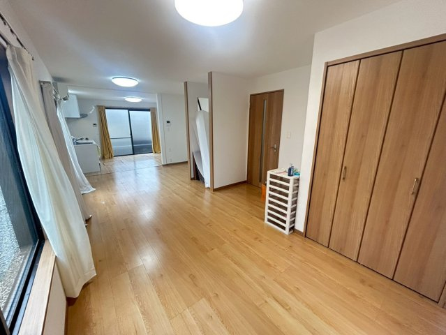 【居間・リビング】の画像