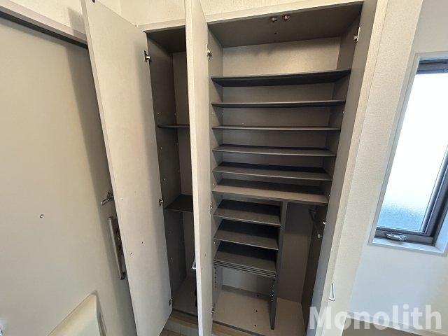 若松台B棟の収納