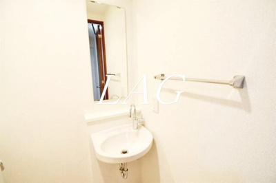 【洗面所】 | アリーチェ高田馬場 | 洗面台です。