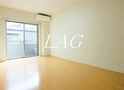 【居間・リビング】 | コンシェリア・デュー東十条 | 洋室のお部屋です。