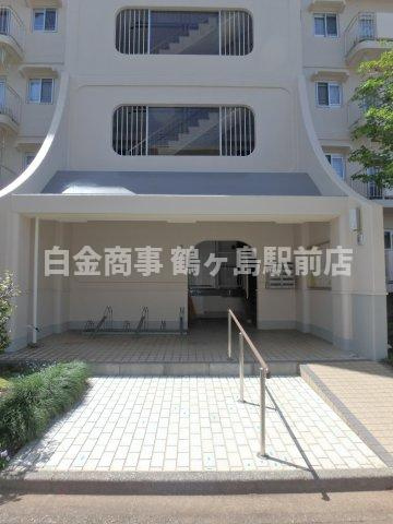 若葉台第一住宅のエントランス