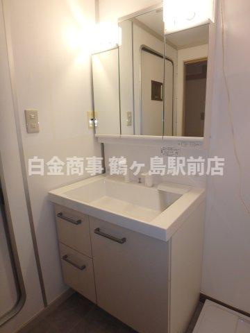 若葉台第一住宅の独立洗面台