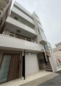 【外観】 | セリタビル | 鉄筋コンクリート造のがっちりとした建物。