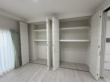 【収納】 | セリタビル | クローゼット完備。