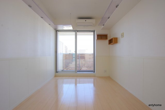 Ｆｅｌｉｓ北堀江　仲介手数料無料の居間・リビング